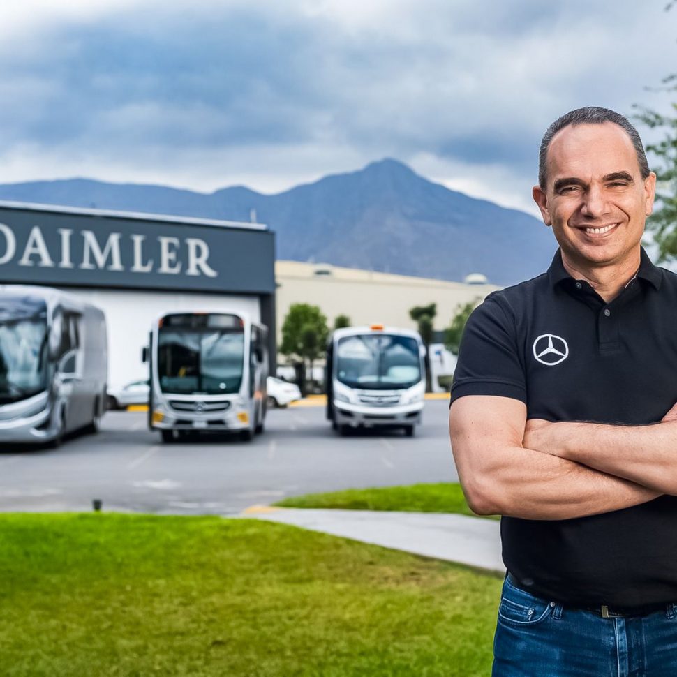 Alexandre Nogueira, un líder visionario que deja un legado iMBAtible en Daimler Buses México