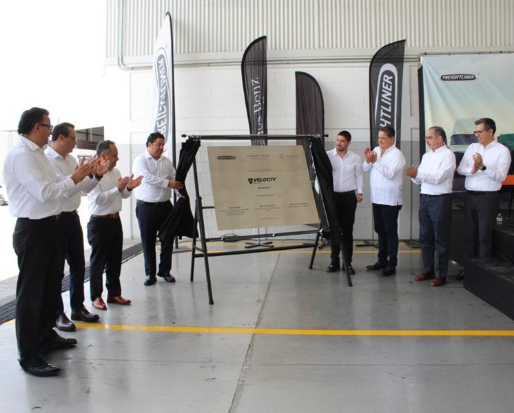 Expande Velocity su presencia en Mazatlán como distribuidor autorizado de Freightliner y Mercedes-Benz Autobuses